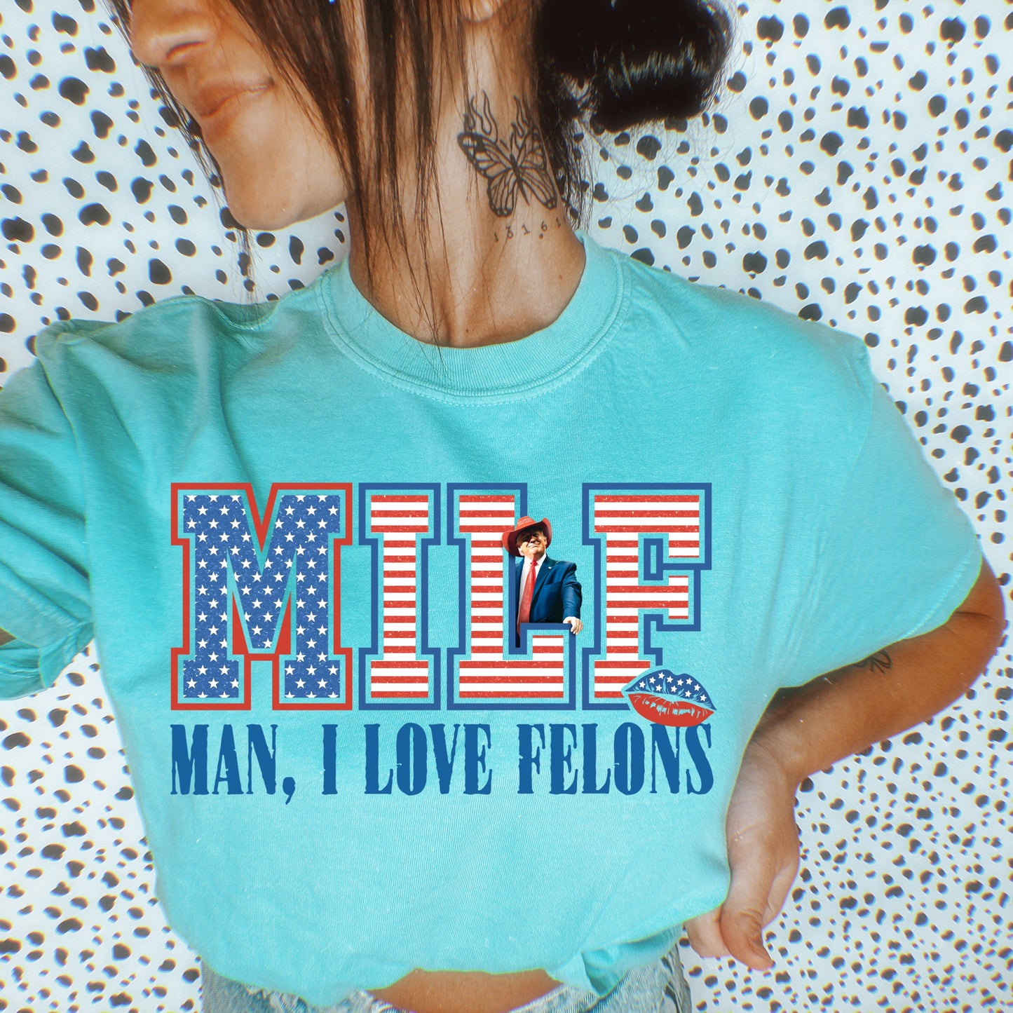 Comfort Colors MAN I LOVE FELONS Lagoon T shirt Blue Ink